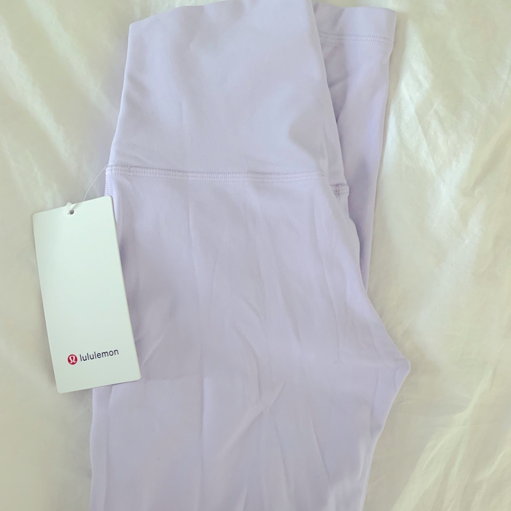 Lululemon align legging size 6 lilac colour